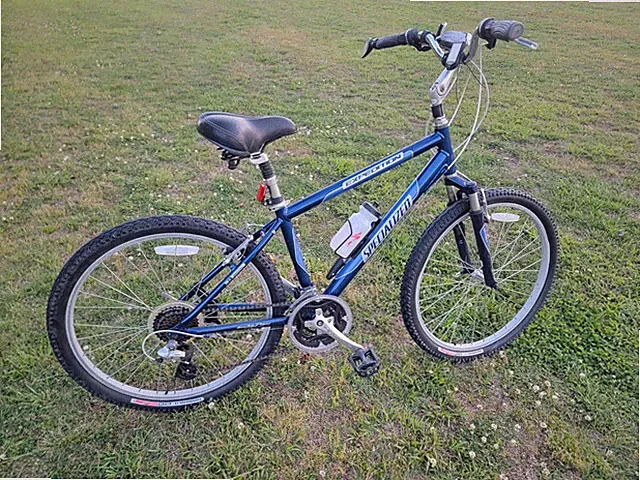 Specialized Expedition Sport Comfort Hybrid Bike Medium 26" Tires